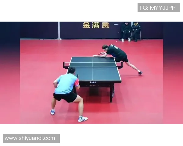 皮切福德的传奇人生与足球世界的辉煌成就探秘